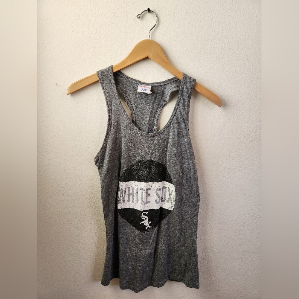 White Sox Racerback Tank Top Women's Gray Medium‎ Genuine Merchandise